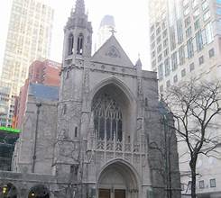 Iglesia de Chicago decide hacer misas virtuales para proteger a feligreses de posibles deportaciones
