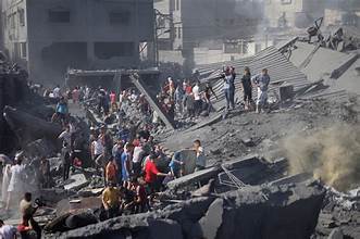 Mueren decenas de personas en Gaza, incluyendo niños, mientras continúa el conflicto entre Israel e Irán